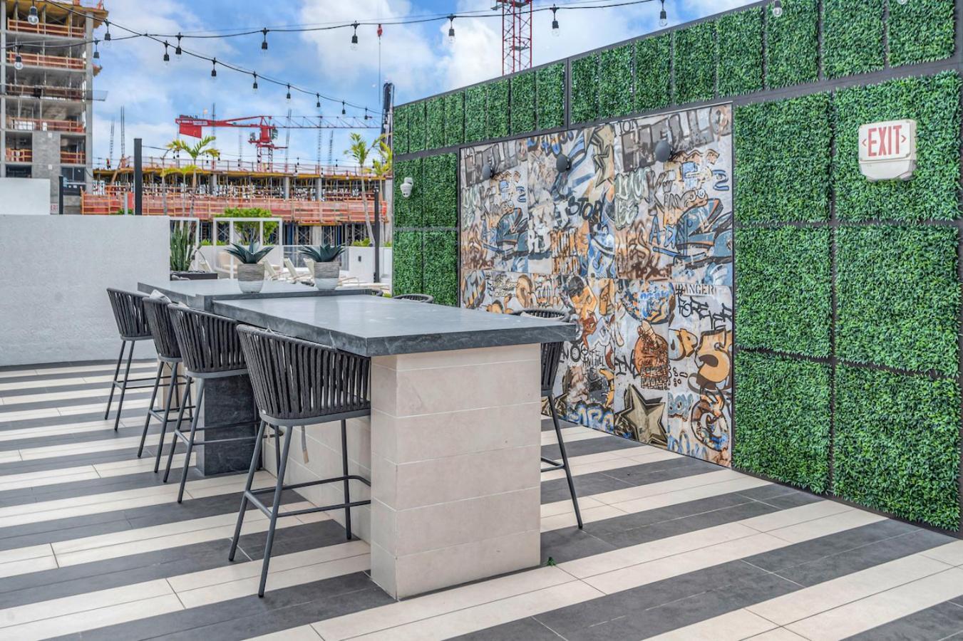 Beautiful Unit With Amazing View & Free Parking Apartamento Miami